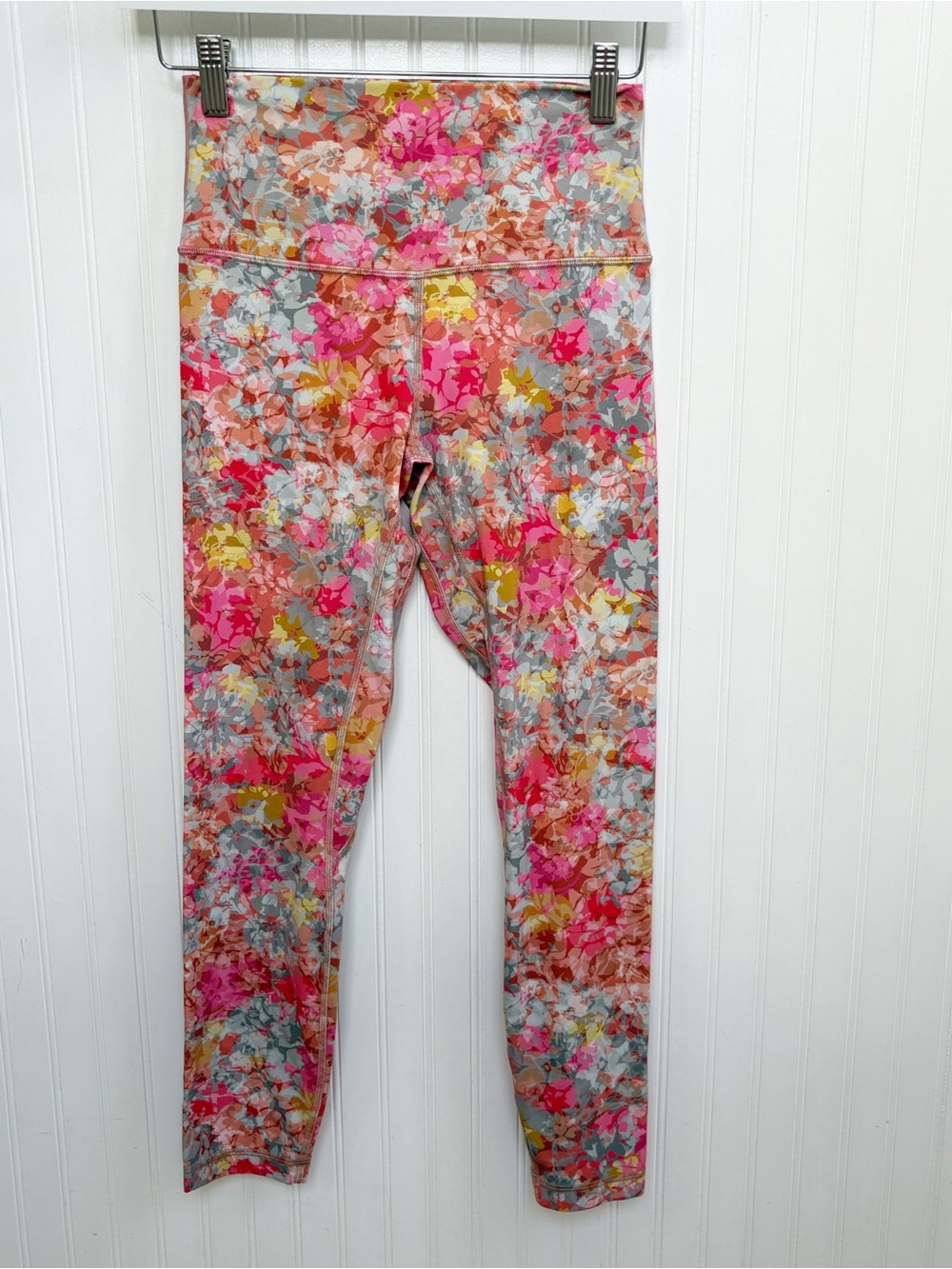Lululemon Align HR 25” Women’s 6 Inflorescence Multi Floral High Rise Leggings